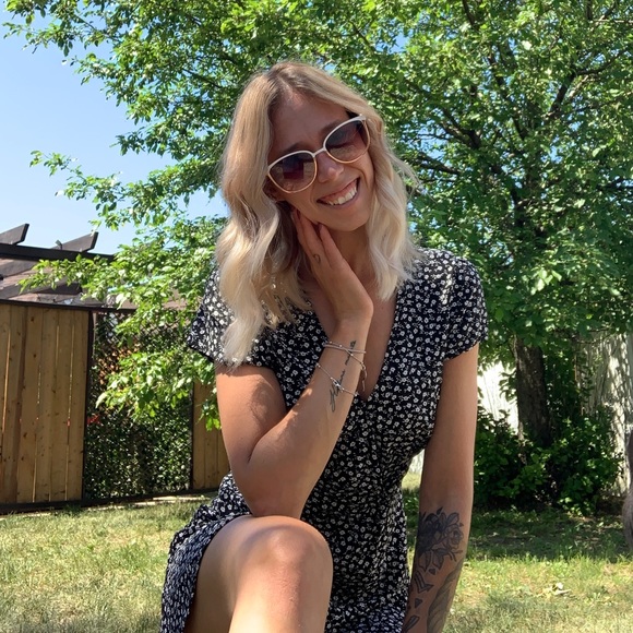 Hi :) - Picture 1 of 1